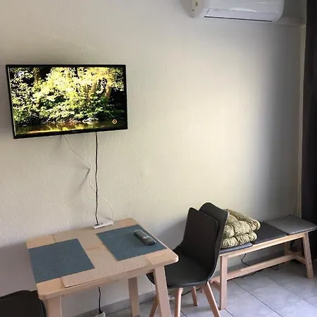 Hatszel Apartment